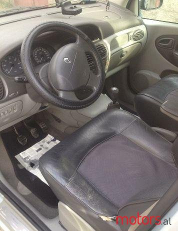 2001' Renault Scenic photo #1