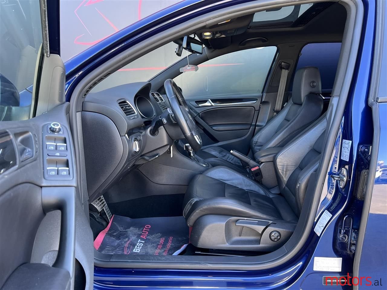 2012' Volkswagen Golf photo #3