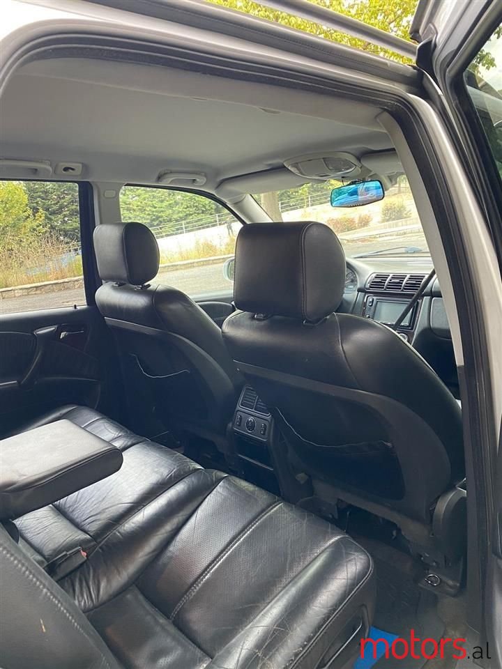 2003' Mercedes-Benz 270 photo #2