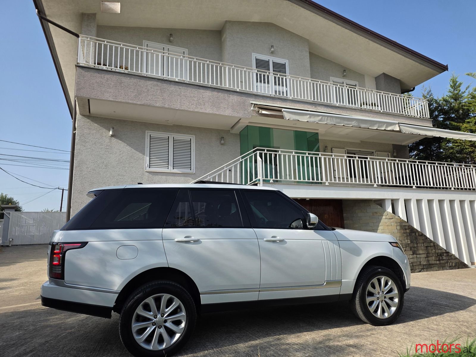 2016' Land Rover Range Rover photo #6