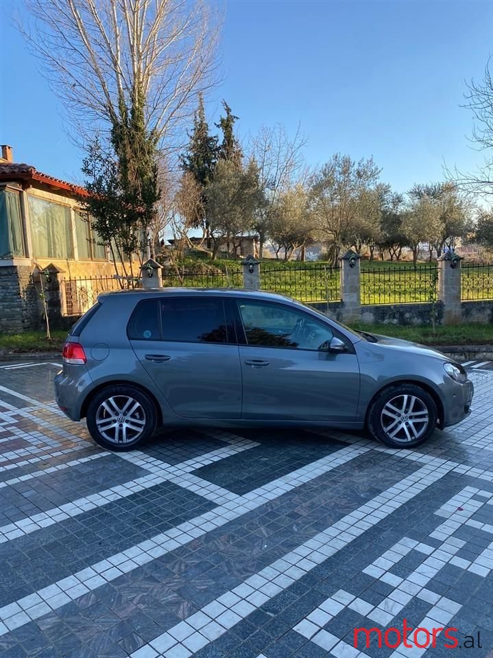 2012' Volkswagen Golf photo #2