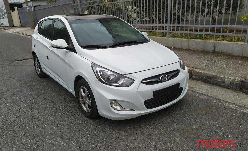 2012' Hyundai Accent photo #1