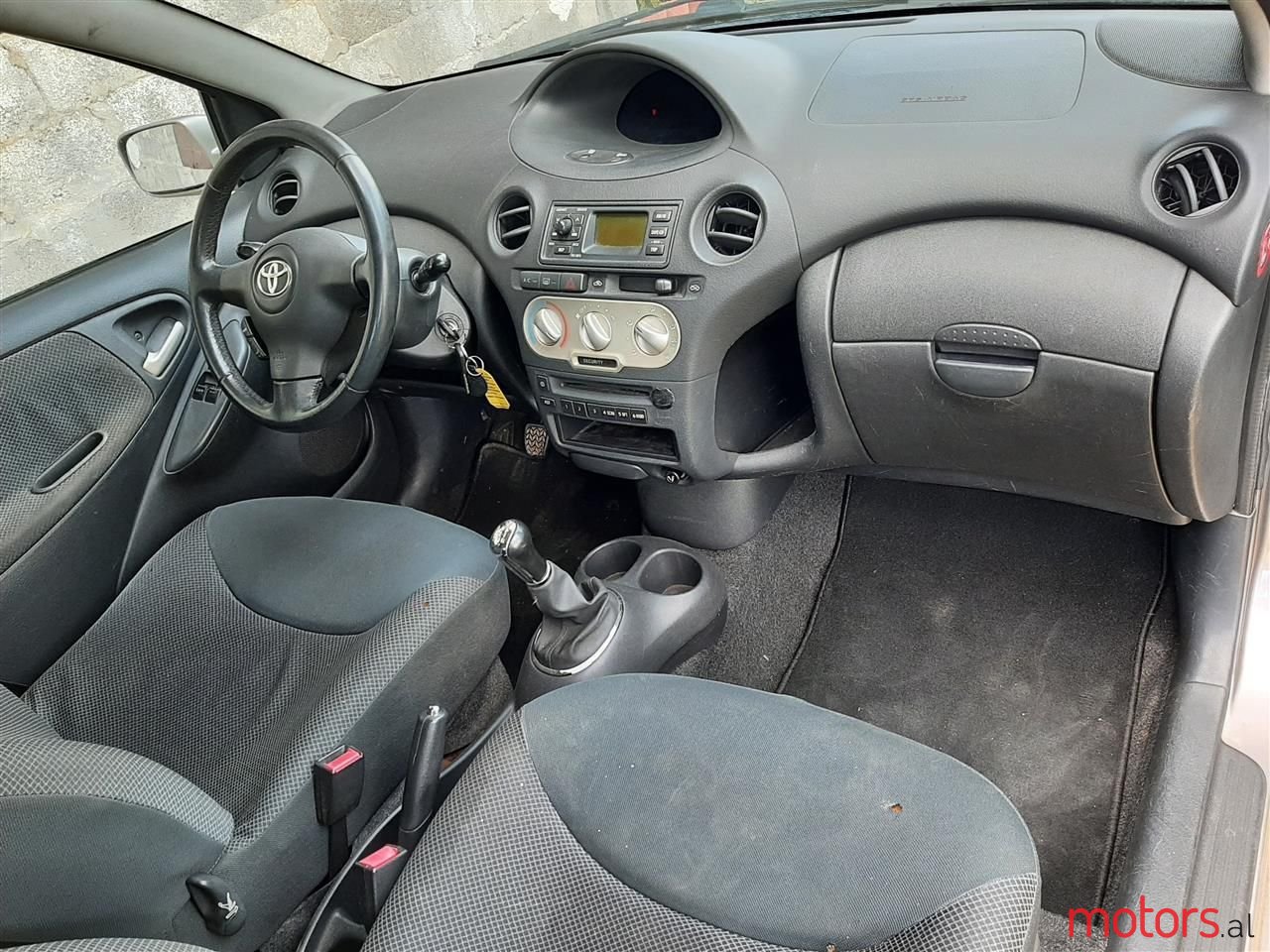 2004' Toyota Yaris photo #6