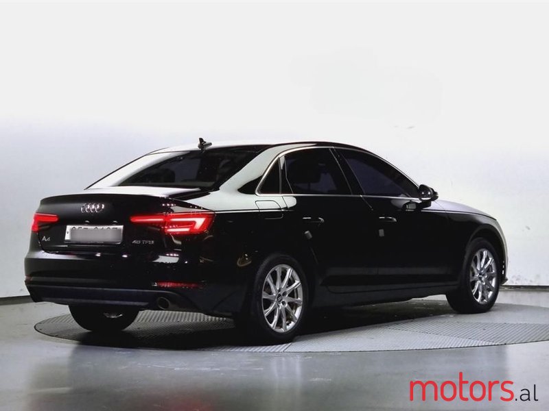 2016' Audi A4 photo #4