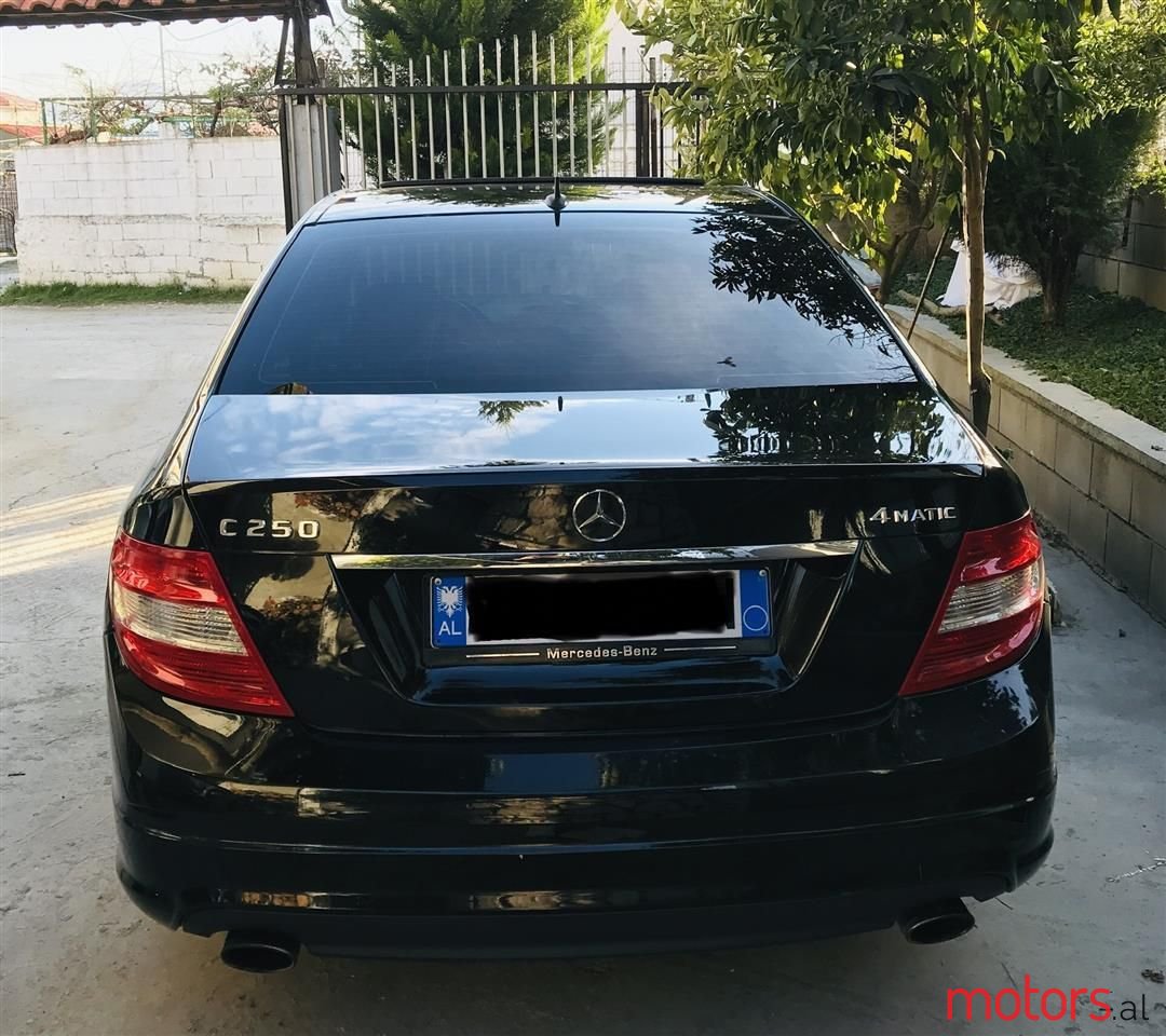 2010' Mercedes-Benz C 250 photo #6