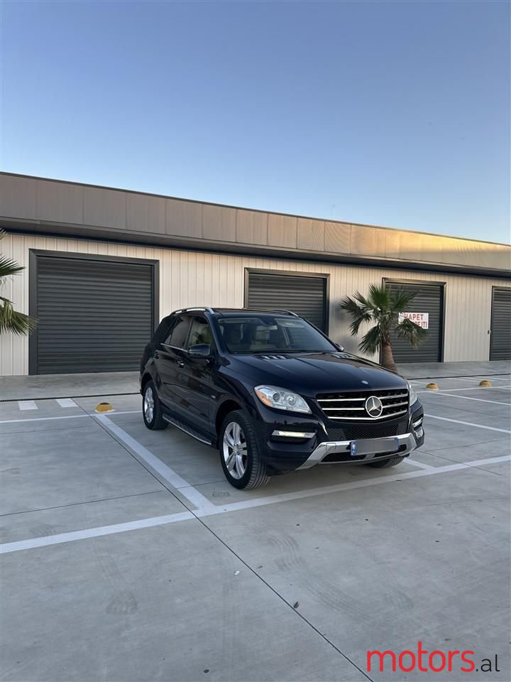 2013' Mercedes-Benz ML 350 photo #3
