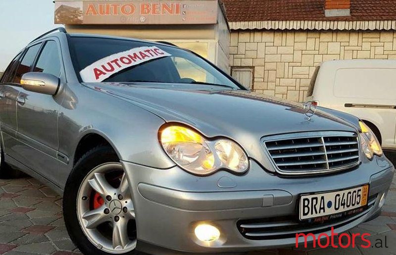 2005' Mercedes-Benz C 220 photo #2