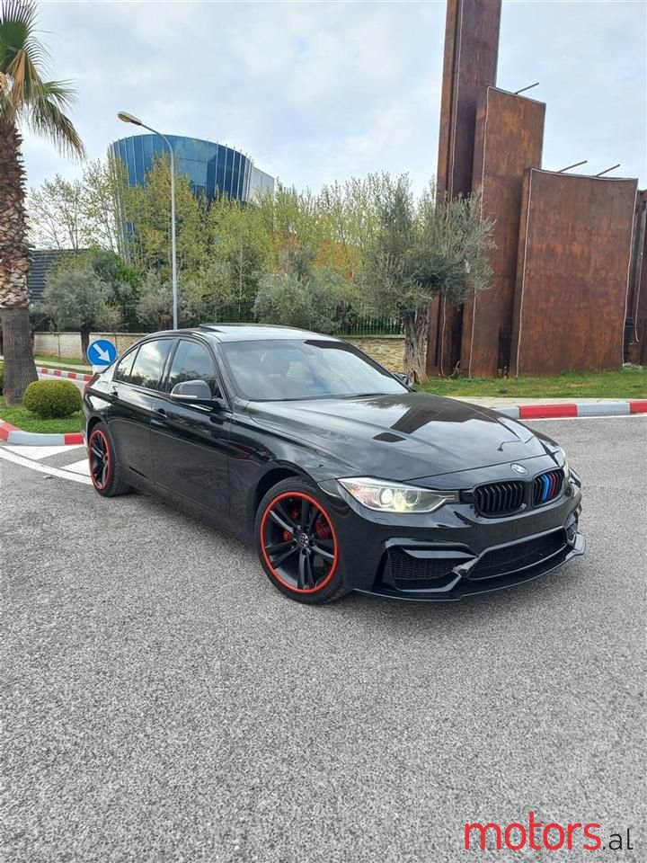 2013' BMW 328 photo #2