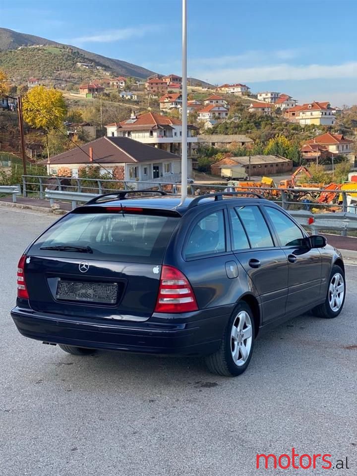 2006' Mercedes-Benz C 220 photo #4
