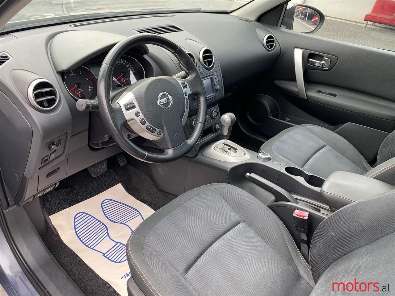 2011' Nissan Qashqai photo #1