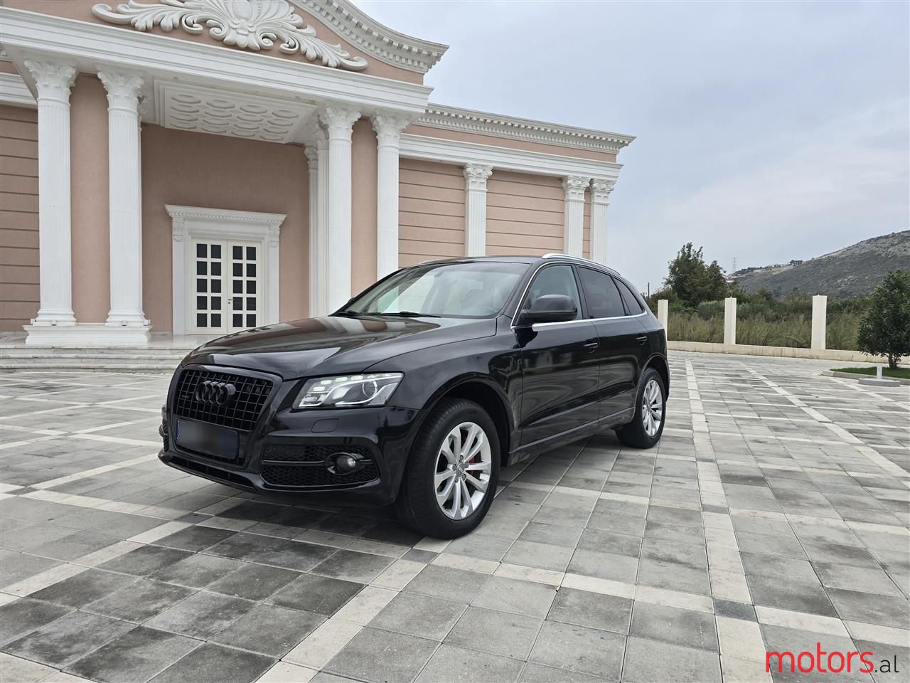 2009' Audi Q5 photo #1