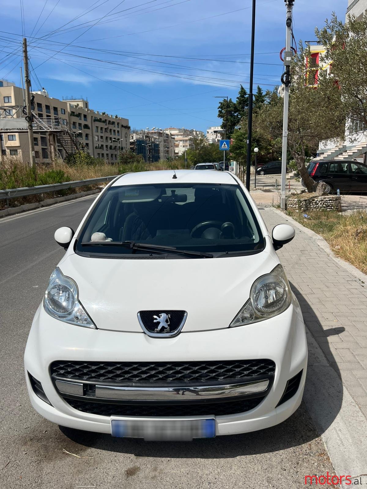 2011' Peugeot 107 photo #1