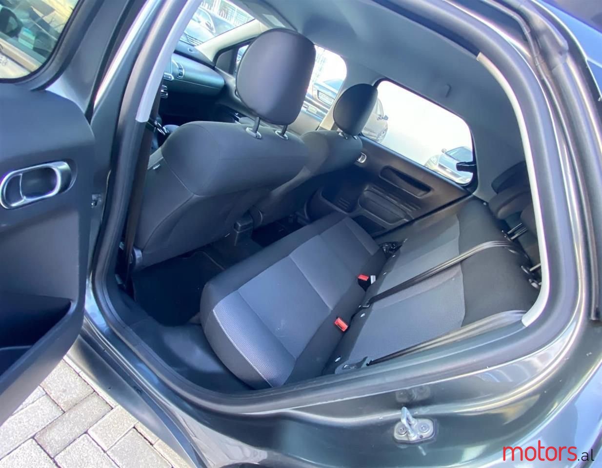 2014' Citroen C4 photo #6