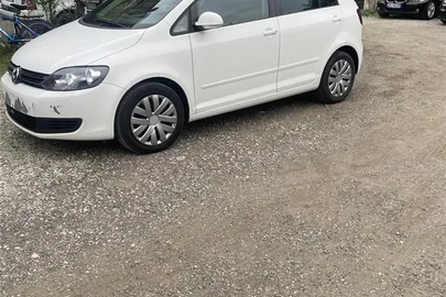 2010' Volkswagen Golf Plus