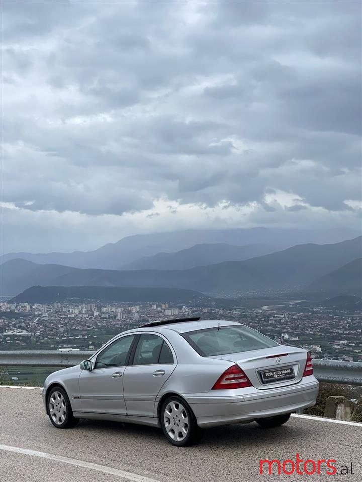 2006' Mercedes-Benz C 320 photo #5