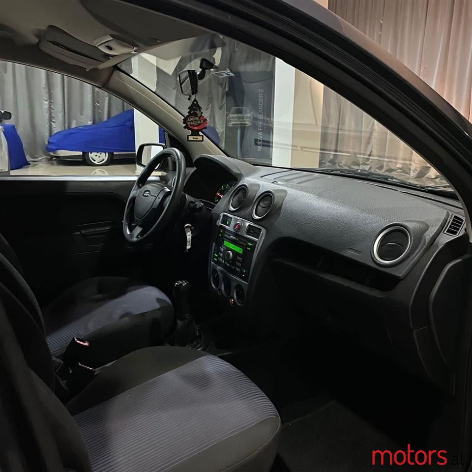 2007' Ford Fusion photo #2