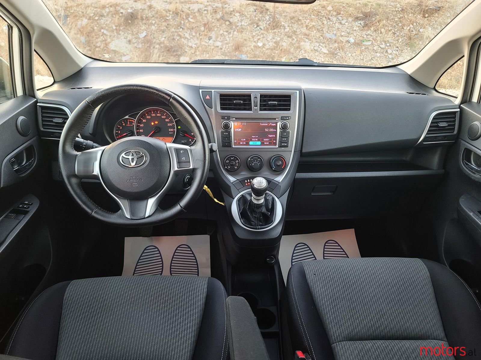 2014' Toyota Verso-S photo #5