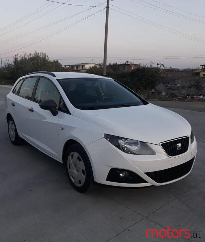2011' SEAT Ibiza photo #1