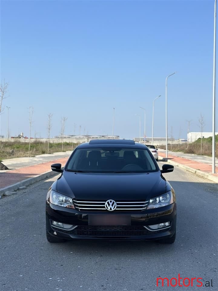2014' Volkswagen Passat photo #6