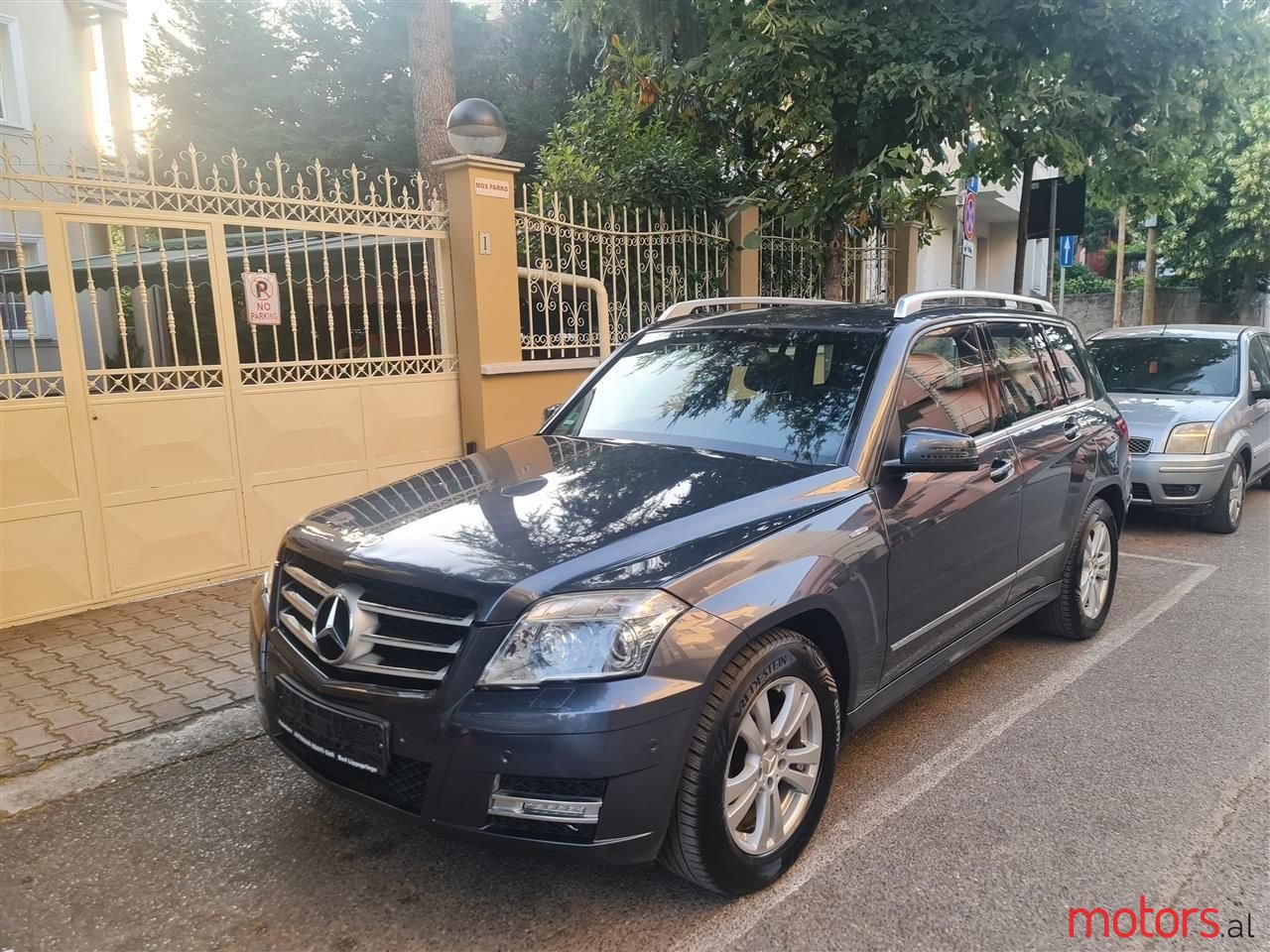 2010' Mercedes-Benz GLK 220 photo #4
