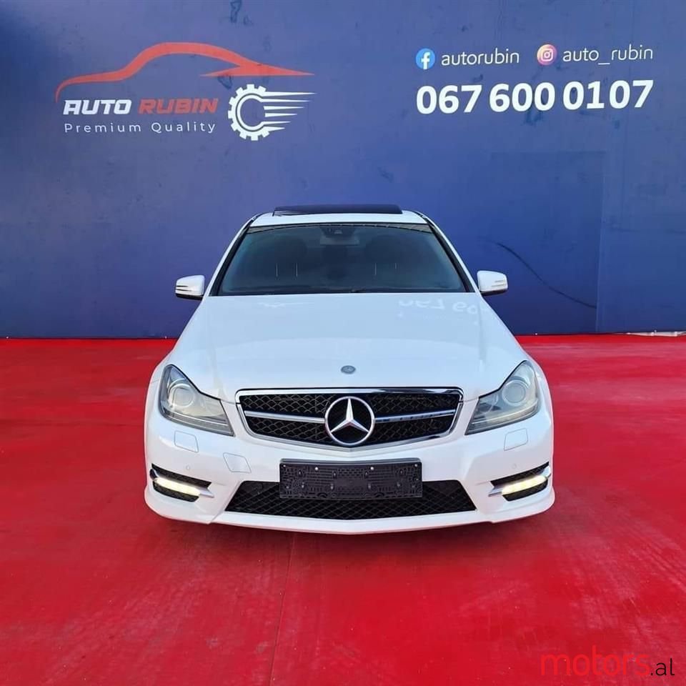 2013' Mercedes-Benz C 220 photo #1