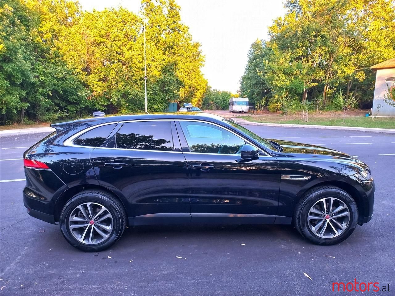 2019' Jaguar F-Pace photo #1