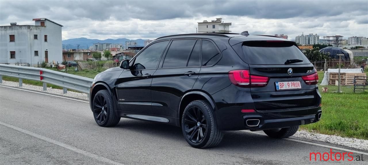 2017' BMW X5 photo #6