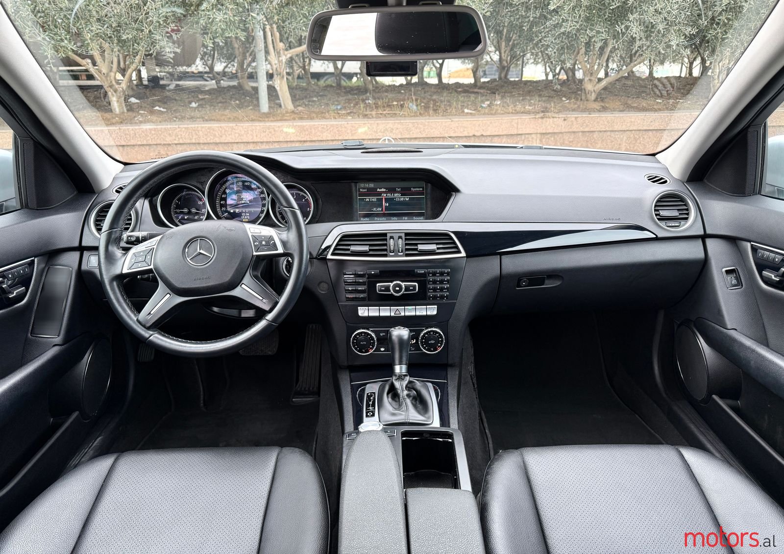 2014' Mercedes-Benz C 220 photo #2