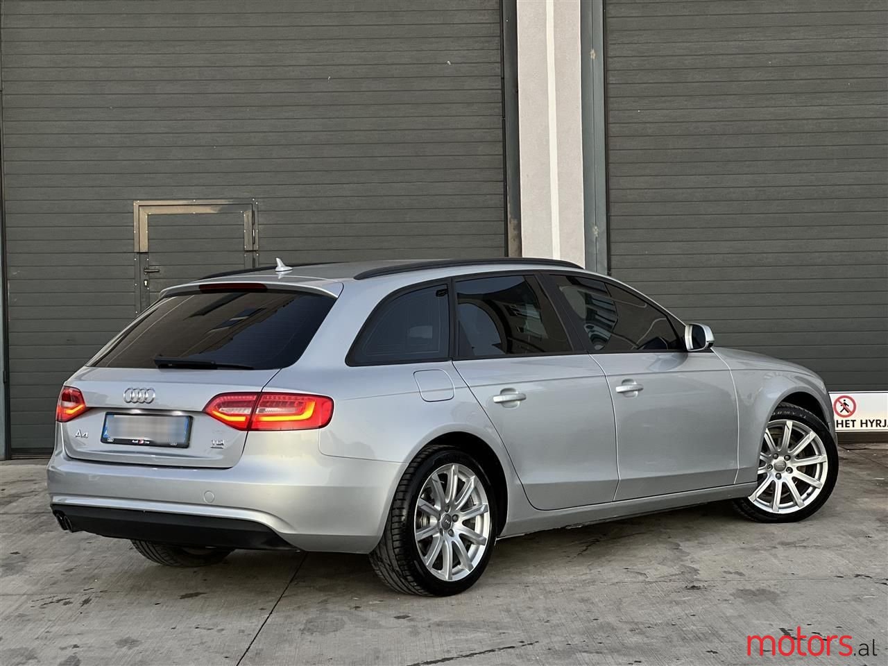 2013' Audi A4 photo #2