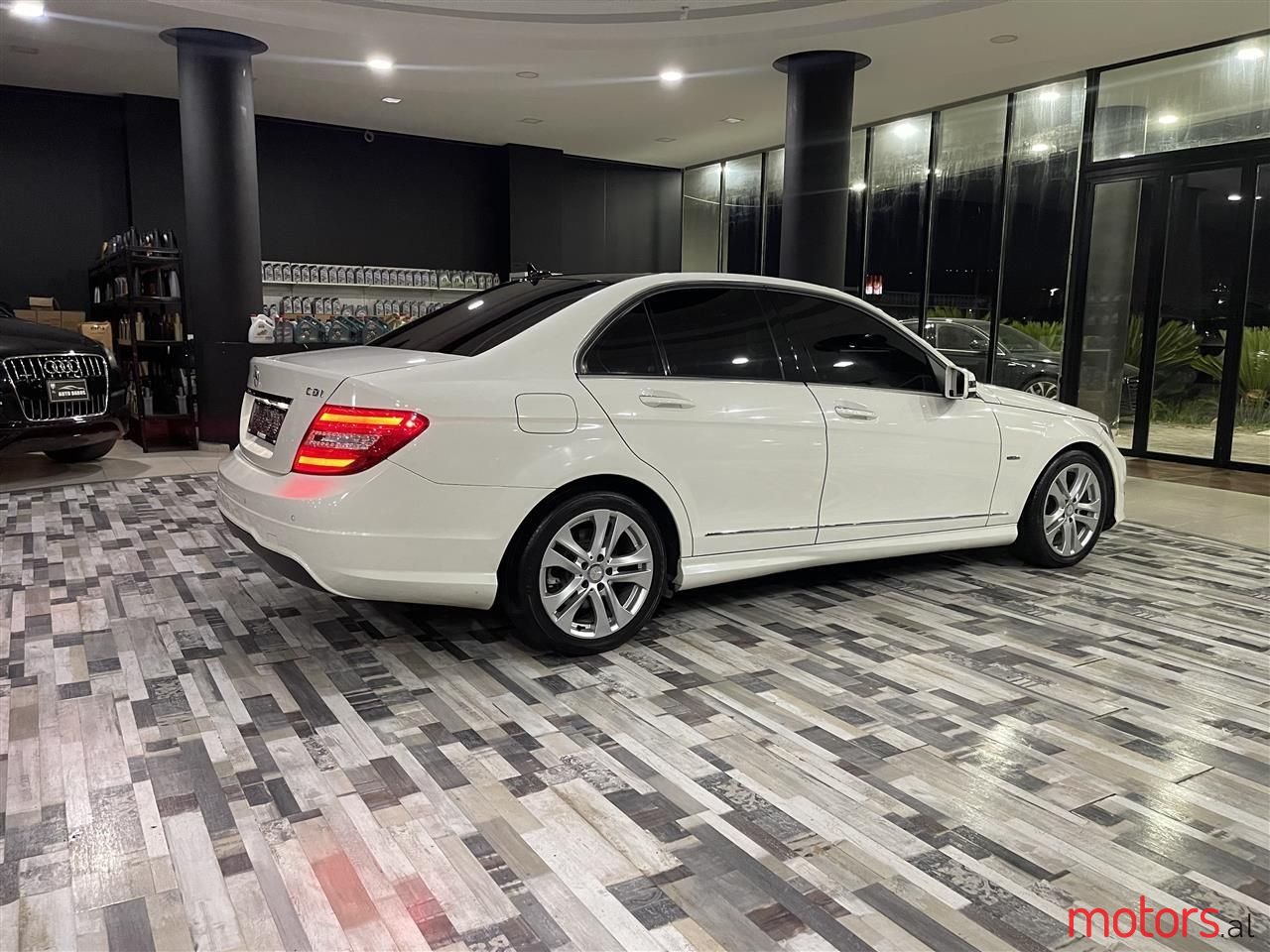 2012' Mercedes-Benz C 220 photo #5