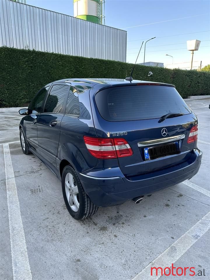 2006' Mercedes-Benz B 200 photo #5