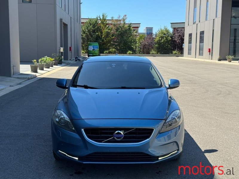 2014' Volvo V40 photo #2