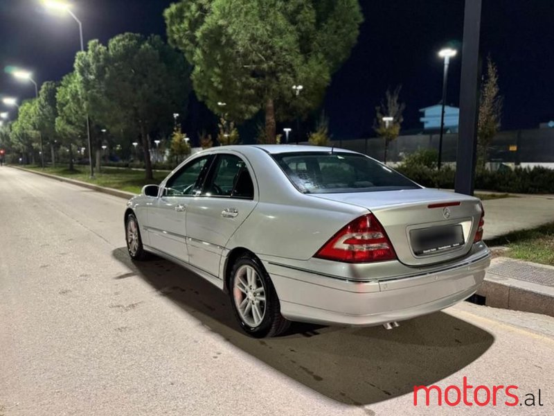 2006' Mercedes-Benz C 220 photo #6