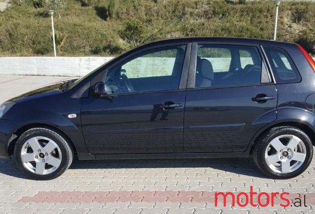 2007' Ford Fiesta photo #1