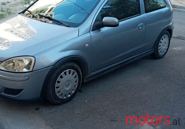 2005' Opel Corsa photo #1