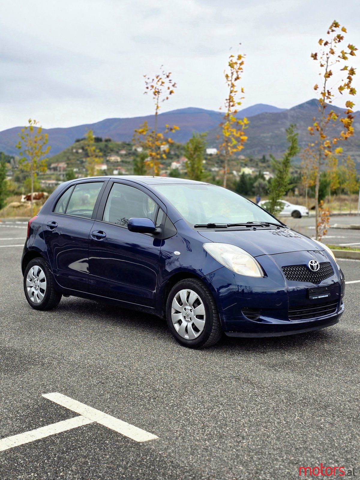 2007' Toyota Yaris photo #2