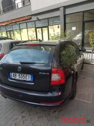 2013' Skoda Octavia photo #3