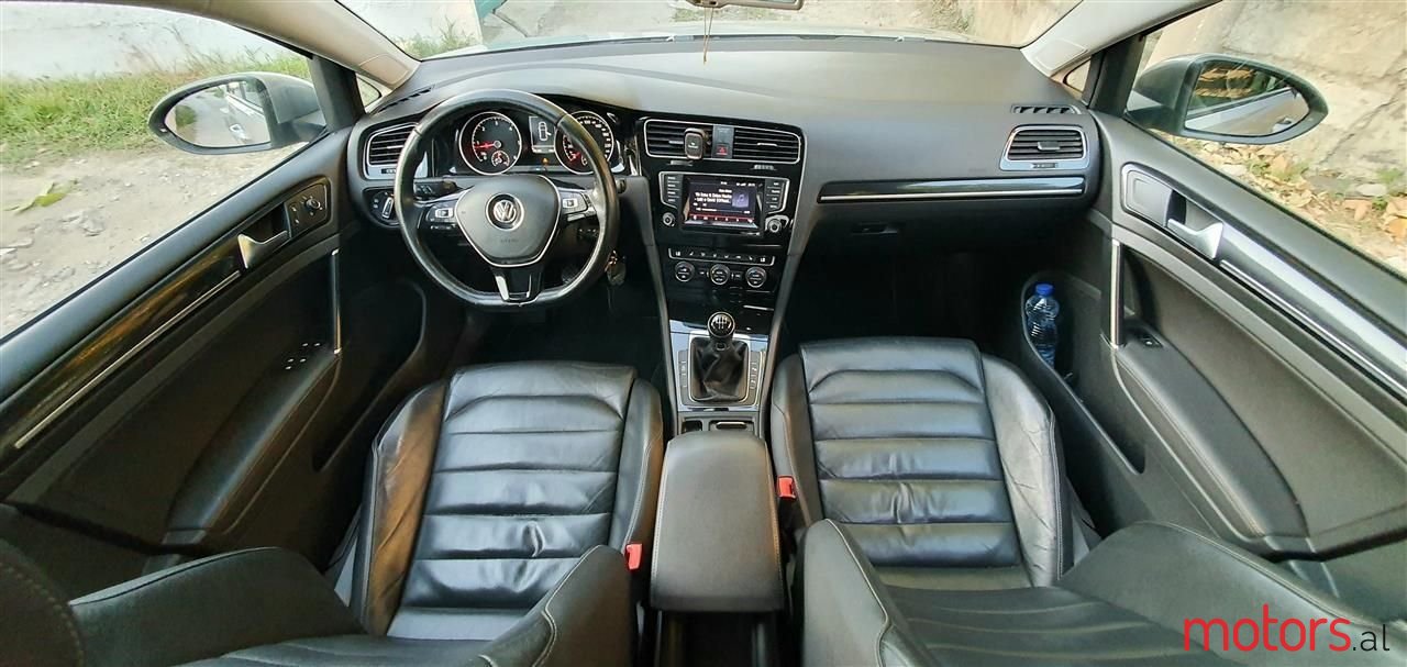 2013' Volkswagen Golf photo #4