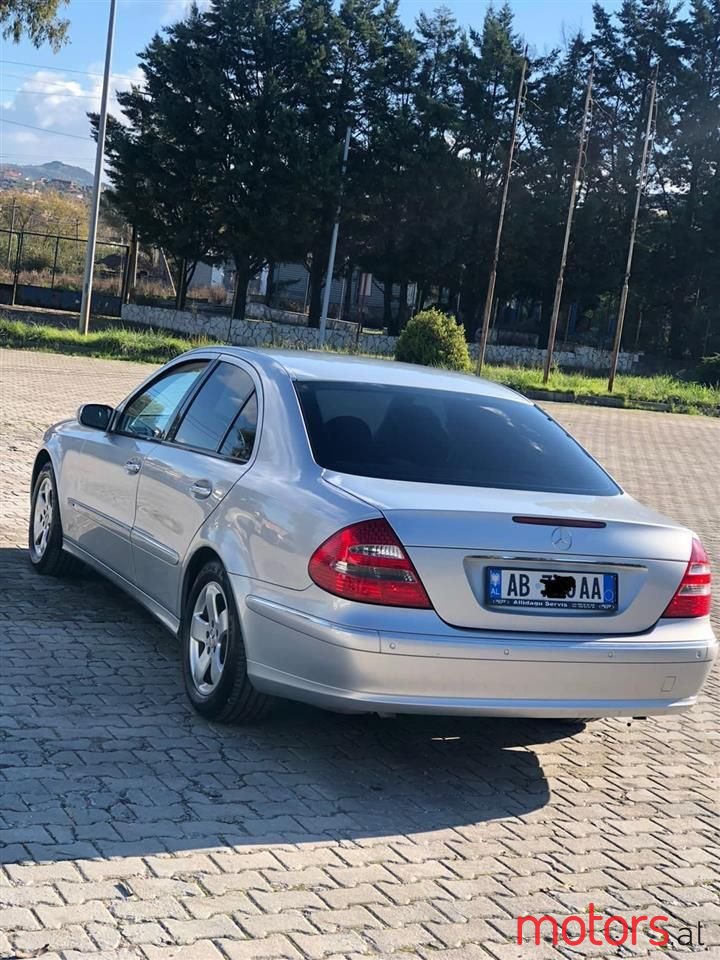 2005' Mercedes-Benz E 280 photo #6