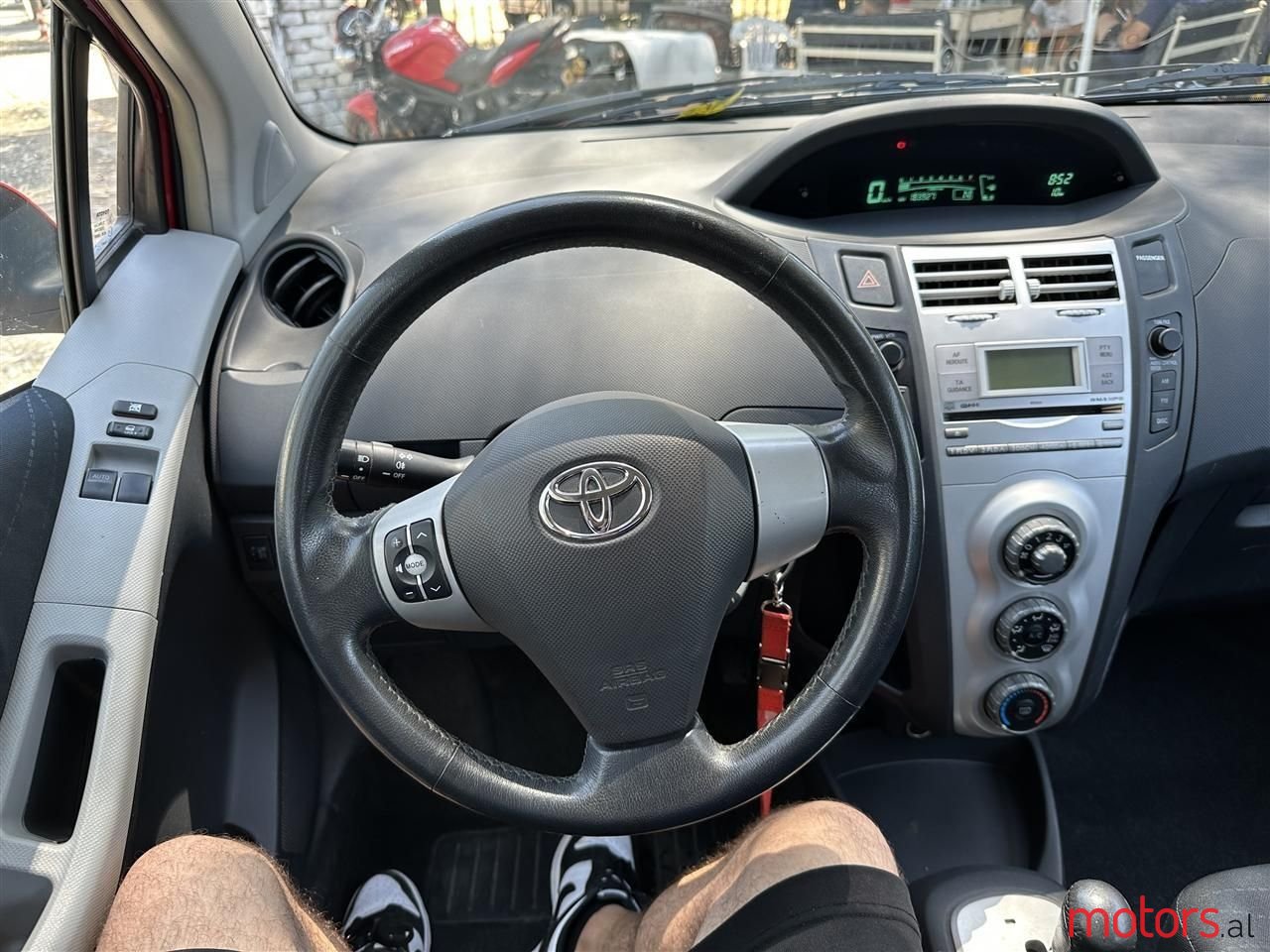 2006' Toyota Yaris photo #5