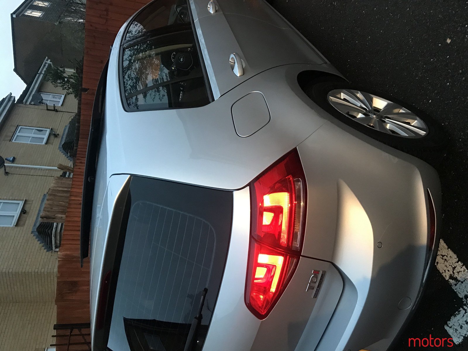 2013' Volkswagen Golf TDI BlueTech photo #1