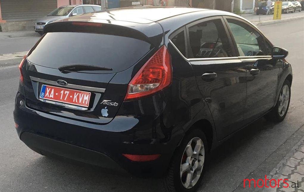 2011' Ford Fiesta photo #1