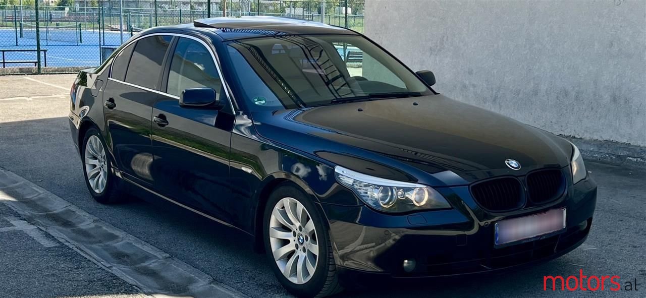2008' BMW 523 photo #1