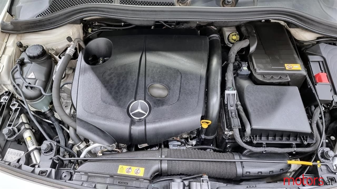 2014' Mercedes-Benz B 200 photo #3