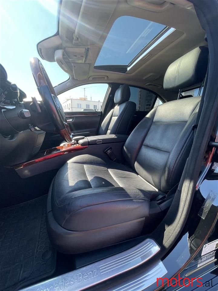 2010' Mercedes-Benz S 550 photo #6