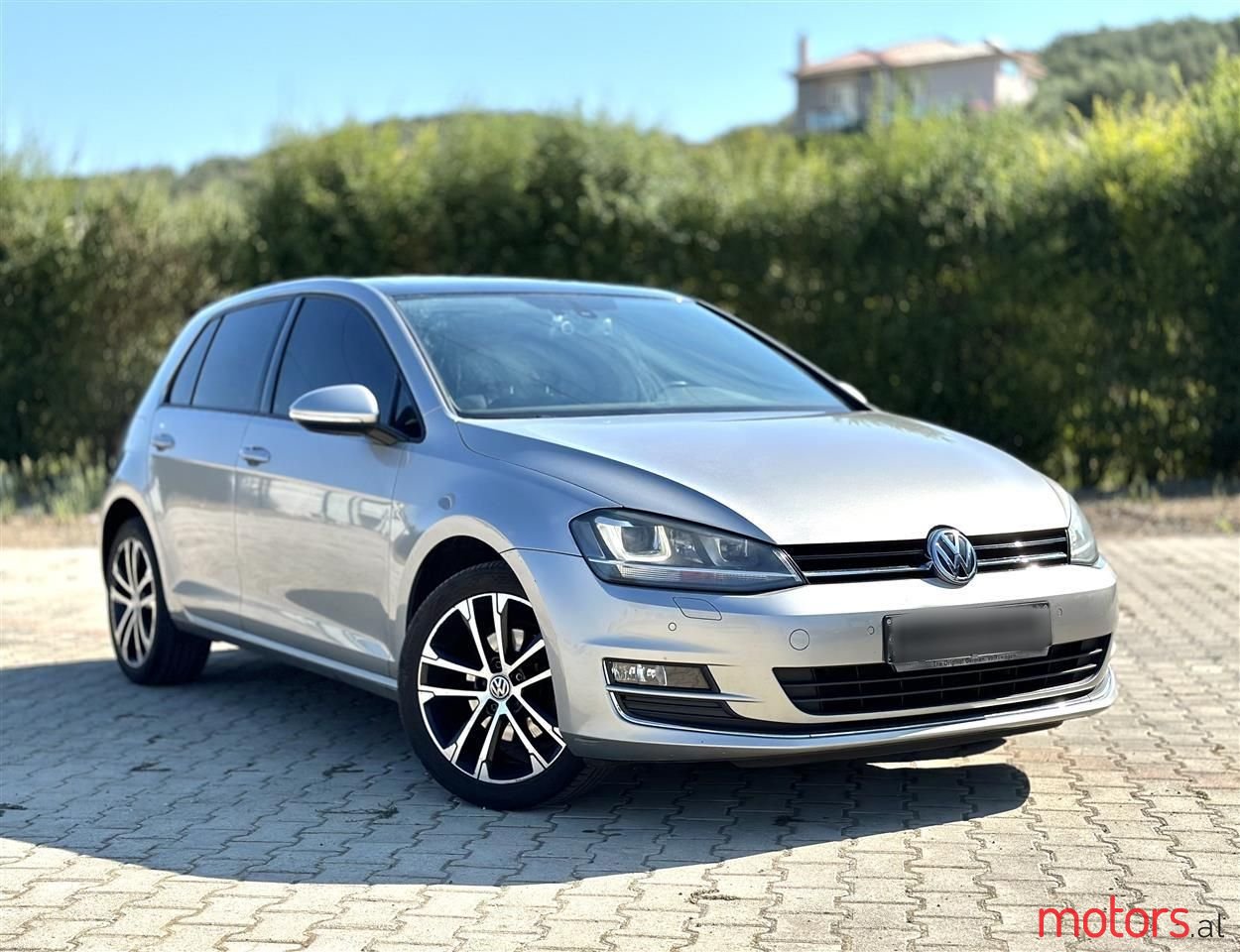 2015' Volkswagen Golf photo #3
