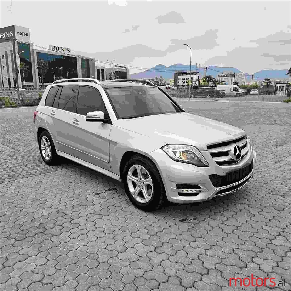 2014' Mercedes-Benz GLK 220 photo #1