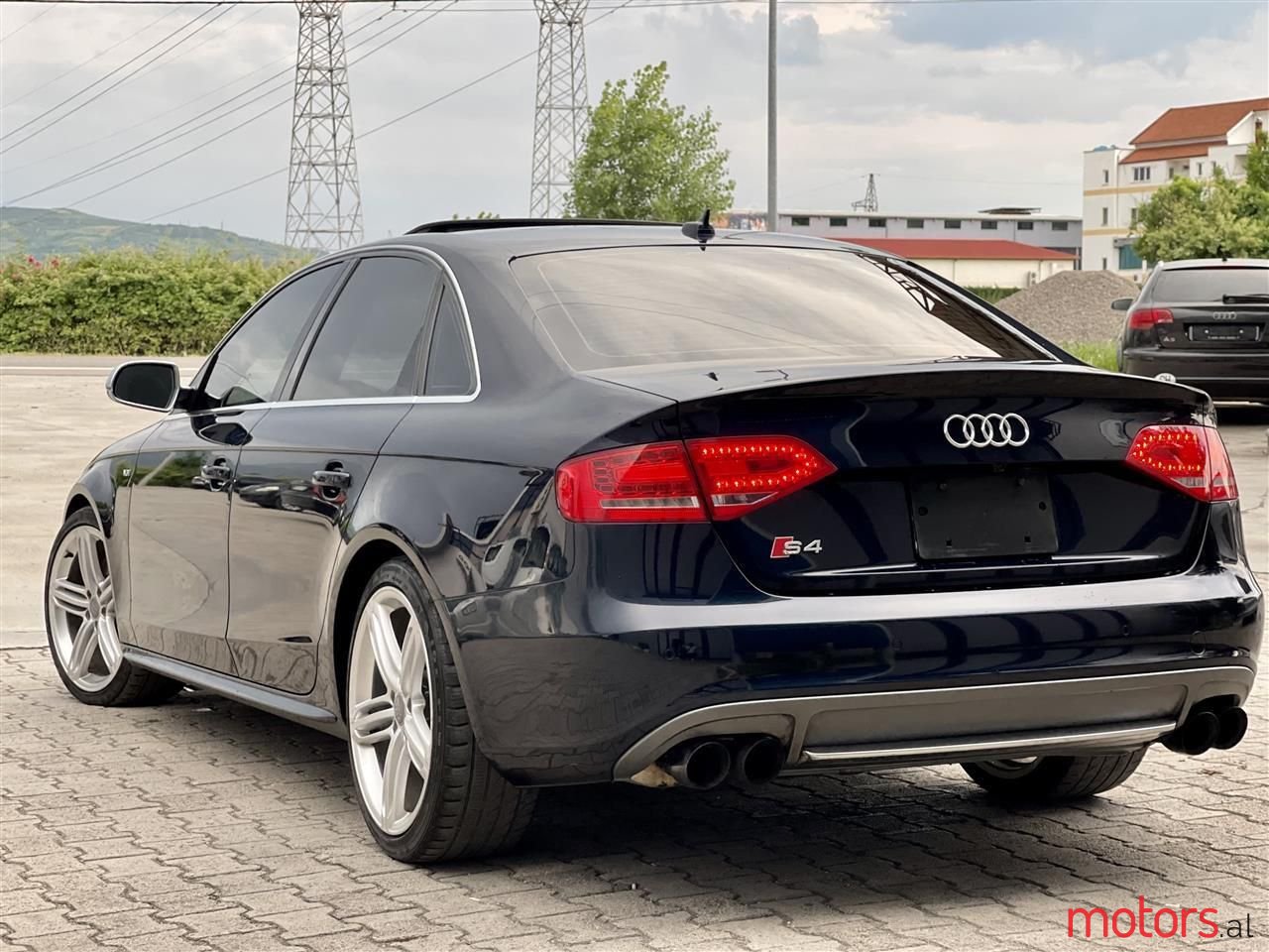 2011' Audi S4 photo #2