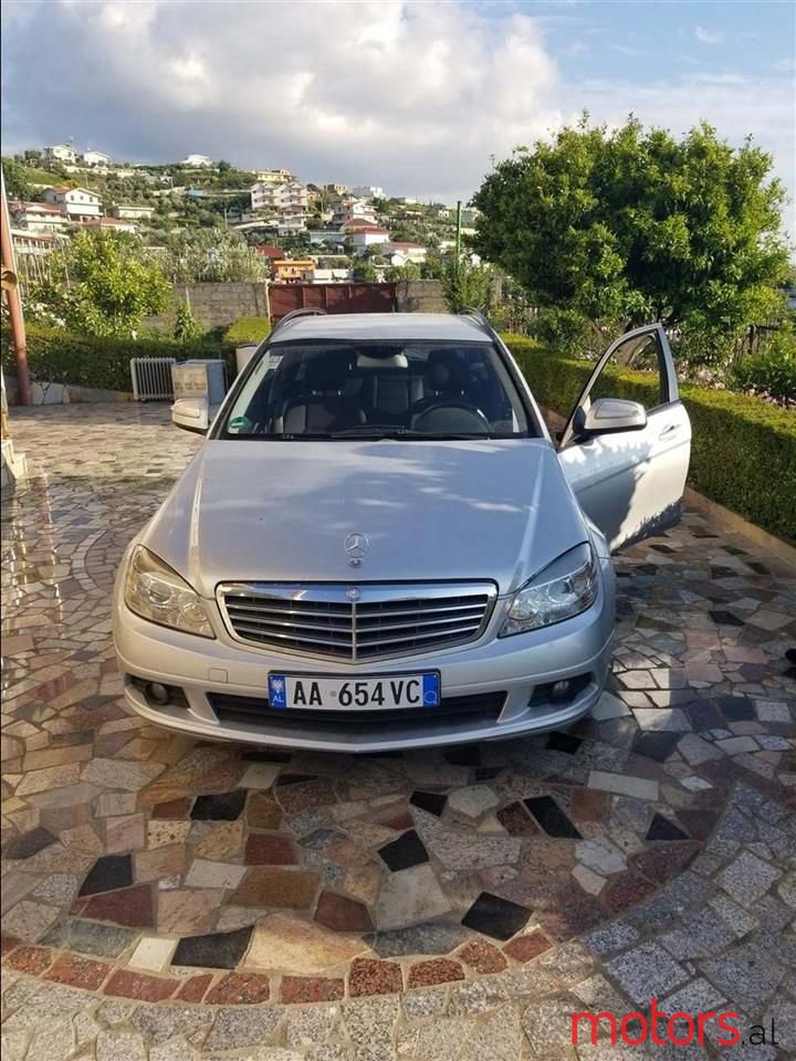 2008' Mercedes-Benz C 200 photo #1