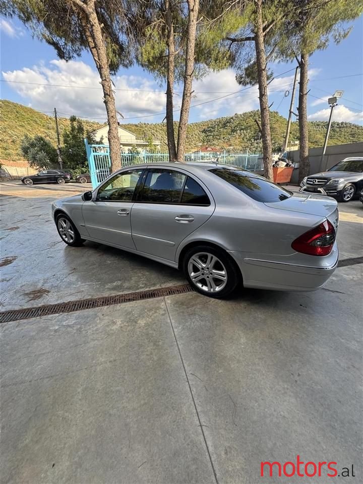 2007' Mercedes-Benz E 200 photo #4